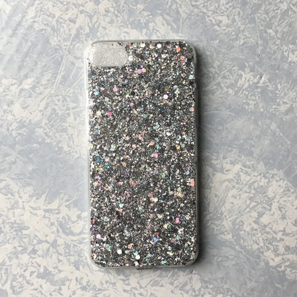 Accessories - ❌SOLD❌ Glitter iPhone 7 Case✨